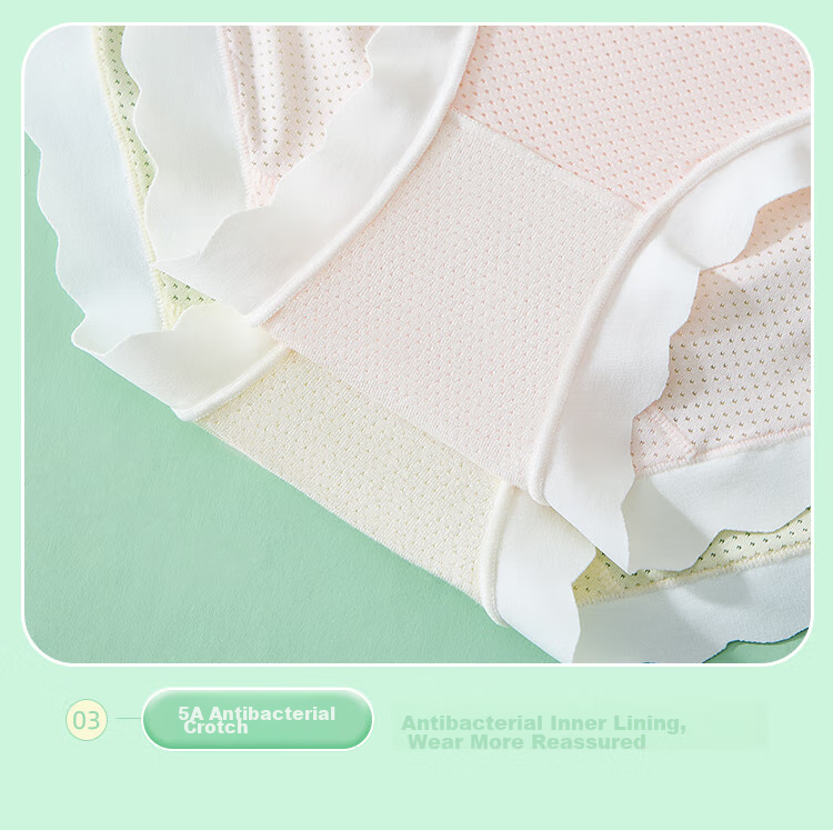 LangSha Children's Underwear, Girls' Summer Thin Ice Silk Seamless Panties, Antibacterial Triangle Mesh Shorts for Teenagers And High School Students 10