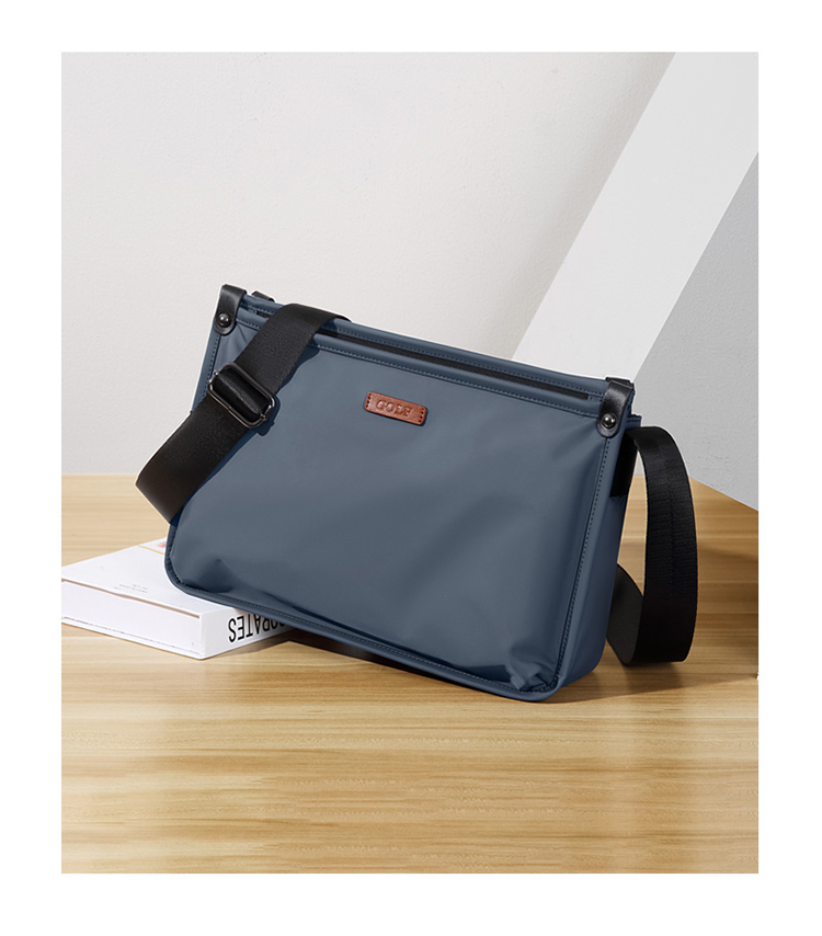 GOLF Shoulder Bag for Men, Large Capacity Crossbody Bag, Business Casual Water-Resistant Lightweight Phone Bag, Trendy IPad Messenger Bag, Fashionable Men's Satchel 5I797463J Black 19