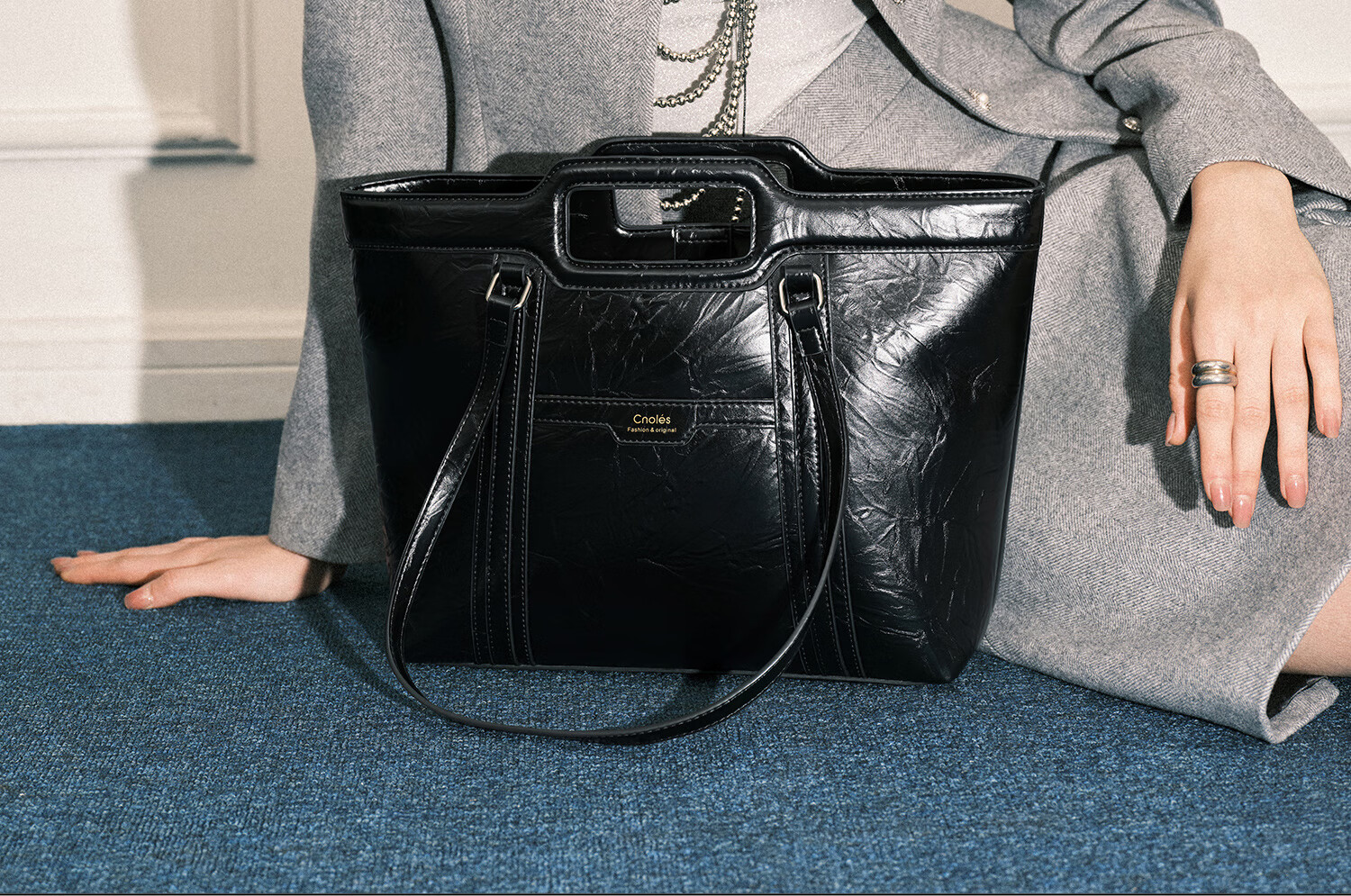 Cnoles [Same As Zhang Tianai], Tote Bag for Women, Large Capacity, Commuter Shoulder Bag, High-End Brand, Mo Lan Handbag 14