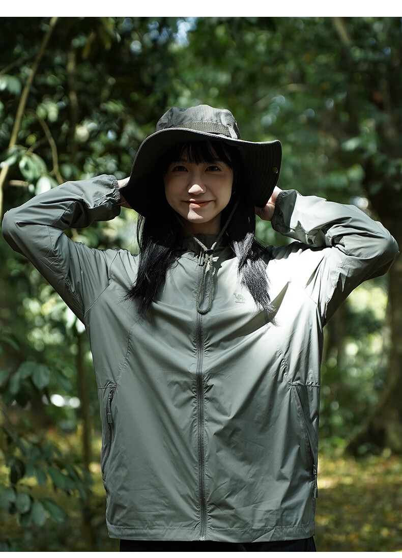 CAMEL Xiaoguangyi Sun Protection Jacket for Men, Outdoor Sun-Blocking Hooded Cool Fashion Casual Sun Protection Coat A012251005A 3