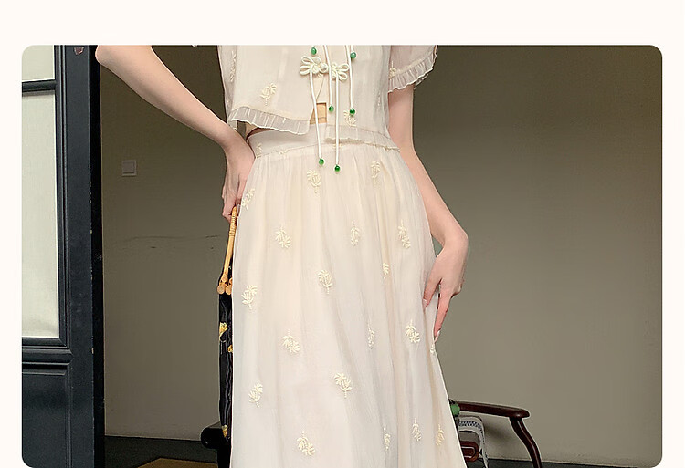 Dme [Xia Guo Feng Xing Zhong Shi] Summer Chinese Style New Chic Mandarin Collar Petal Sleeve Set Embroidered Two-Piece Women's Outfit, Off-White, S 4