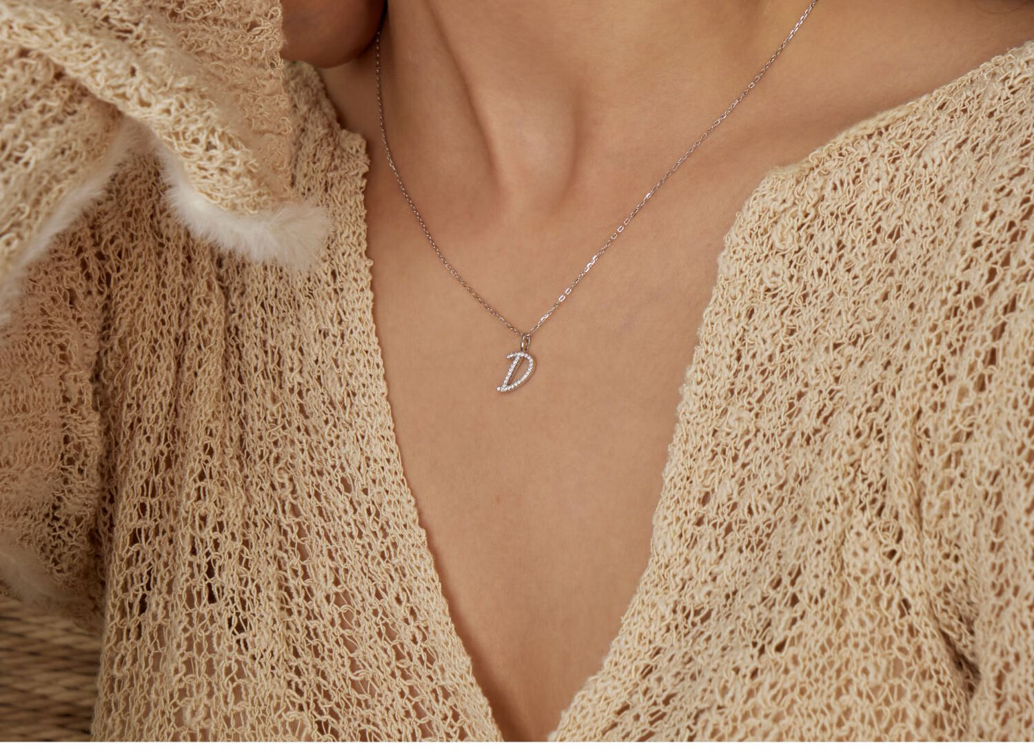 Arsis Art Letter Necklace for Women, Silver Necklace with Original Design, Fashionable And Versatile, Birthday Gift for Girlfriend 8