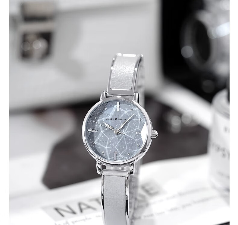 Disney Women's Starry Sky Girl Luxury Niche Wristwatch Gift Box Birthday Valentine's Day Present for Girlfriend 2
