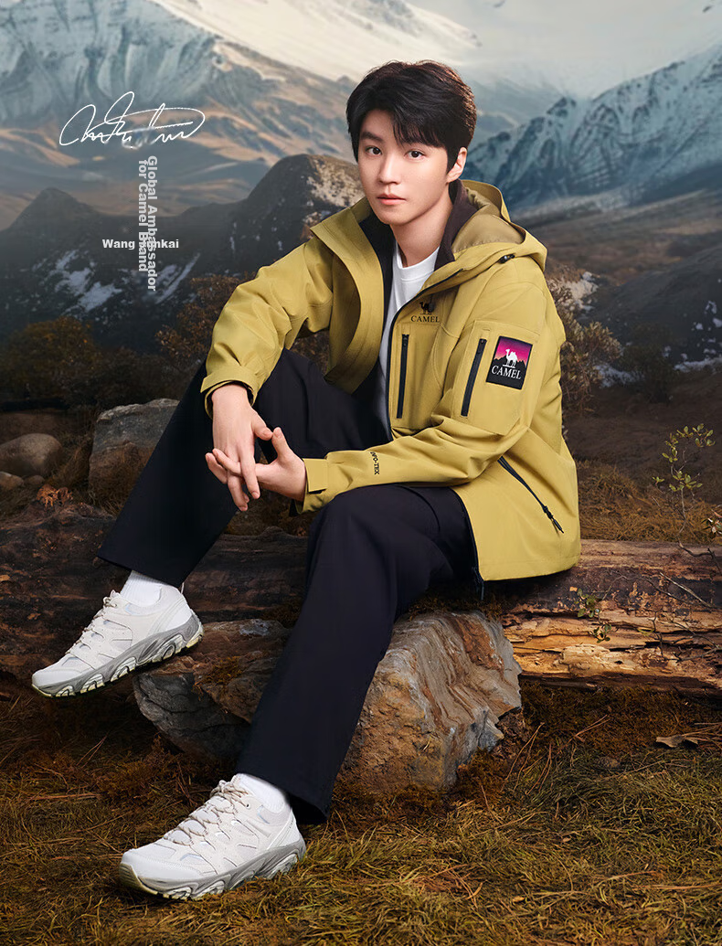 CAMEL [Wang Junkai's Choice] CAMEL King's Armor Three-In Jacket for Men And Women, Windproof And Waterproof Mountaineering Coat for Autumn And Winter 3