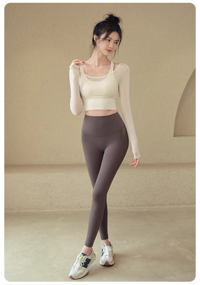 ACKDCS Stylish Yoga Top for Women, Spring New Style with Chest Pads, Sports Tennis Shock-Absorbing Long Sleeve Pilates Fitness Wear 16