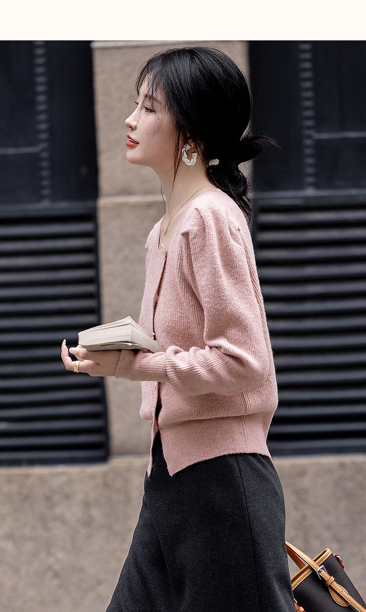 Dme [Zhonggu Mountain Tea] Spring And Autumn High-Wisdom Old Coin Style Cardigan, Slanted Doorway Collar, Knife-Necked Hem, Split Knit Sweater Women's Top 17