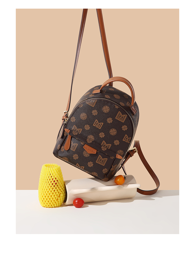 此商品京东稻草人女包京东自营旗舰店售价179元,11月7日0-2点9折优惠