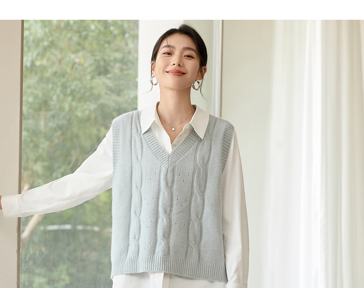 Chushen Spring And Autumn Knitted Vest for Women, Fashionable V-Neck Layered Knit Sweater Vest S51Z007 Light Gray Blue M 14