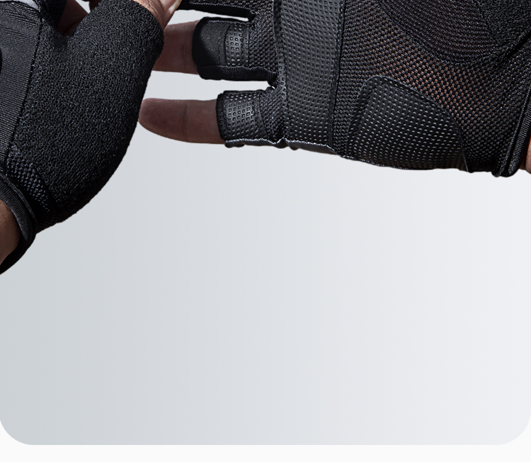 LAC Lightweight Sports Gloves for Men And Women, Fitness Training Gloves, Non-Slip Protective Half-Finger Breathable Gloves, Silver Gray, Size S 10