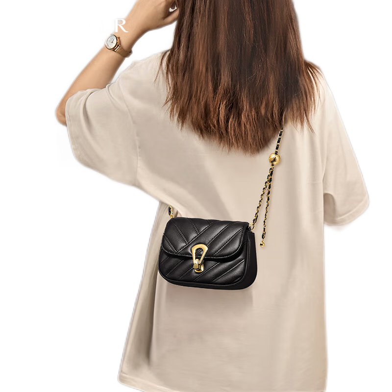 FOXER Ladies Handbag, Large Capacity Crossbody Bag, Women's Shoulder Chain Quilted Small Square Purse, Valentine's Day Gift