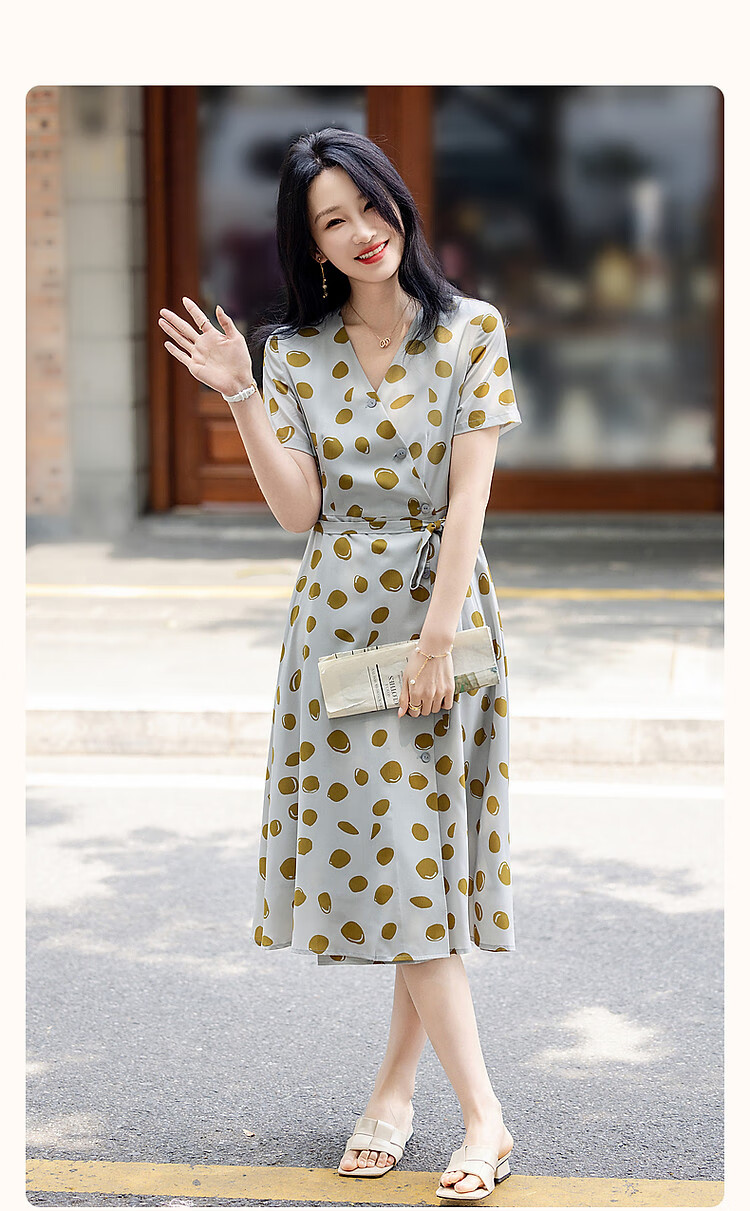 Dme [Waisted Tea-Length Dress], Summer V-Neck, Composite Silk Jacquard Yao Crepe Print, Flared Skirt, Button Decoration Dress 3