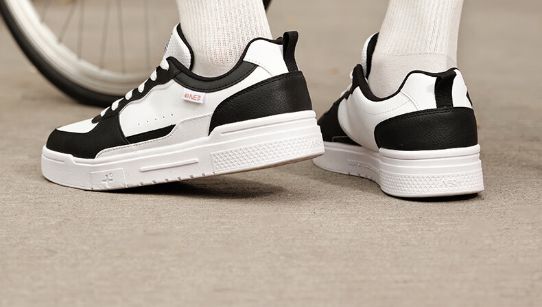 361° Men's Sports Shoes Spring Summer New Retro Leather Basic White Casual Sneakers 672616618-2 44
