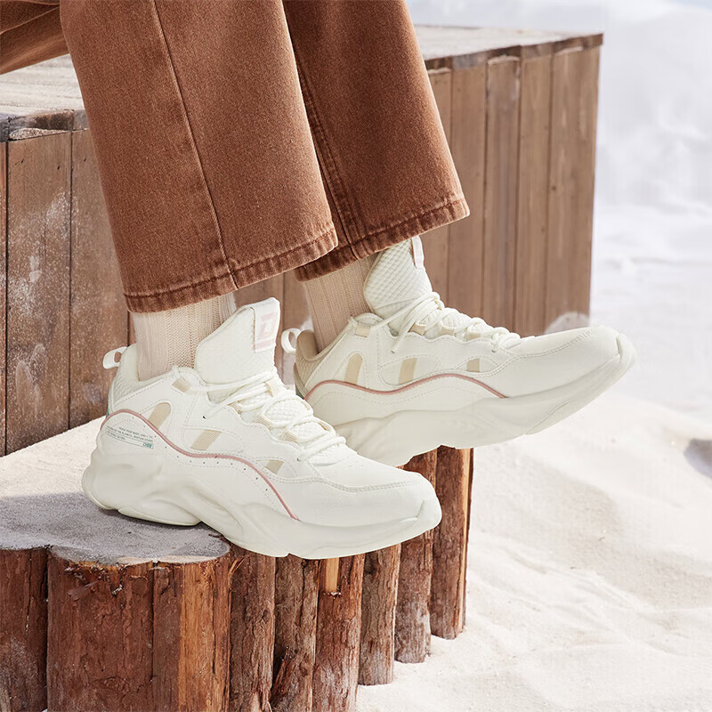 361° Women's Sports Shoes, Autumn And Winter Warm Fleece-Lined Retro Thick-Soled Casual Dad Sneakers, Women's Shoes 681946707A-1