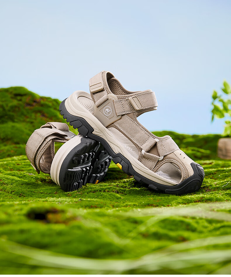 CAMEL Brand, Hollow Breathable Closed-Toe Outdoor Beach Casual Velcro Men's Sandals P14M307605, Black, Size 43 5