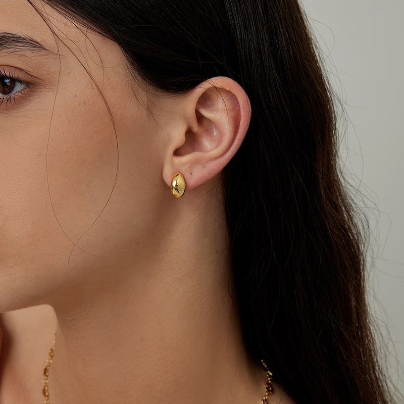 Arsis Free-Style Flowing Small Bean Ear Studs for Women, Original Design Earrings, Gift for Girlfriend, Gold Color