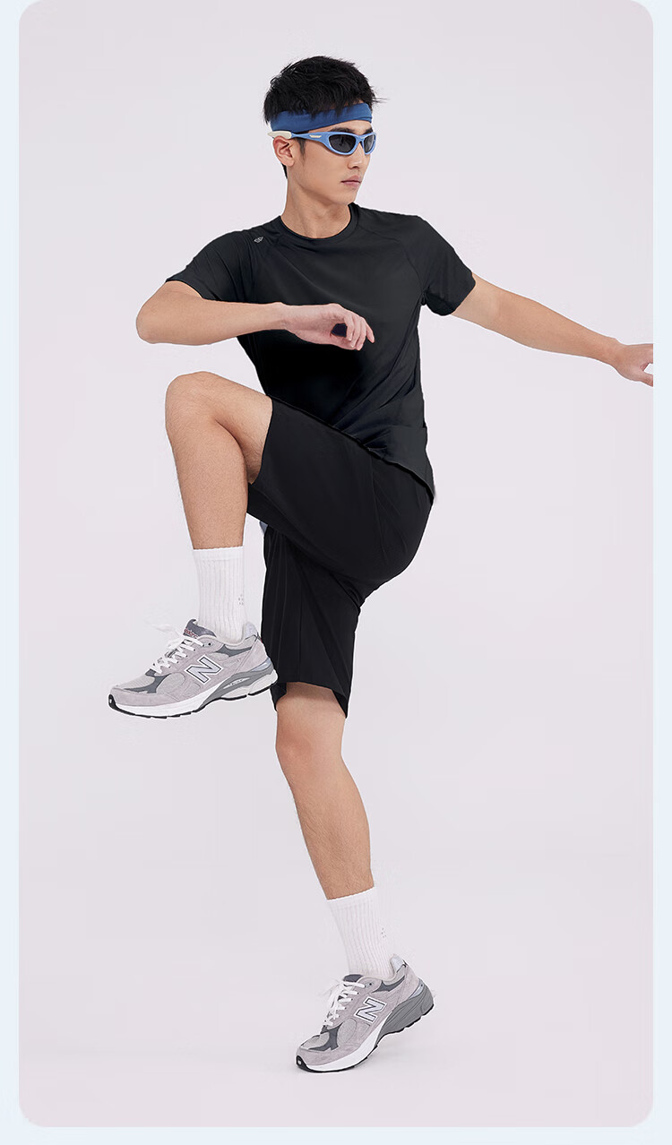 JD Original [Ultra-Light Set] Moisture-Wicking Quick-Dry Running Sports Round Neck Short Sleeve Five-Point Shorts for Men, Spring And Summer, Black S 13