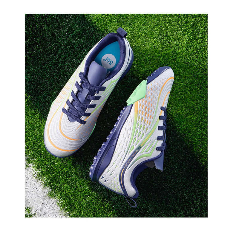 361° Children's Soccer Shoes, 2025 All-Season Youth Shock-Absorbing Rebound Sports Cleats, Wear-Resistant Training Shoes, Silver, Size 37 6