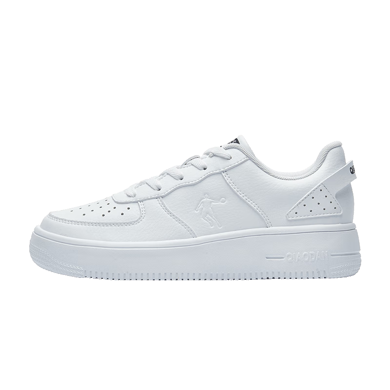 QIAODAN Autumn And Winter Lightweight Sneakers for Women, Air Force One Casual Versatile White Shoes, Thick-Soled Height-Increasing Casual Skateboard Shoes for Wome