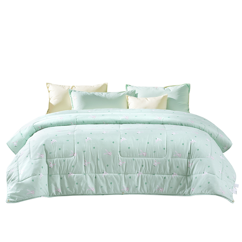 FUANNA Comforter, Spring And Autumn All-Season Duvet Insert, Seven-Hole Antibacterial Double King Size Air Conditioning Quilt, 230×229cm, Gree