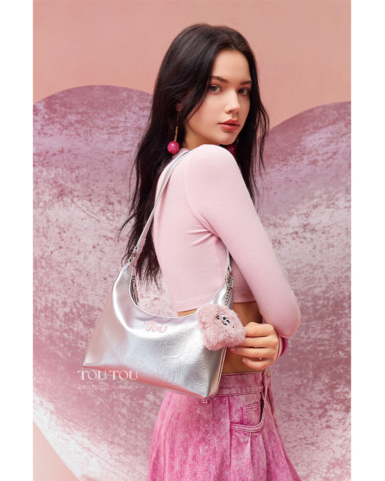 Toutou Niche Design Fashion Clay Crossbody Bag, Shoulder Bag, Commuter Bag for Girls, Birthday Gift for Girlfriend Or Best Friend 4