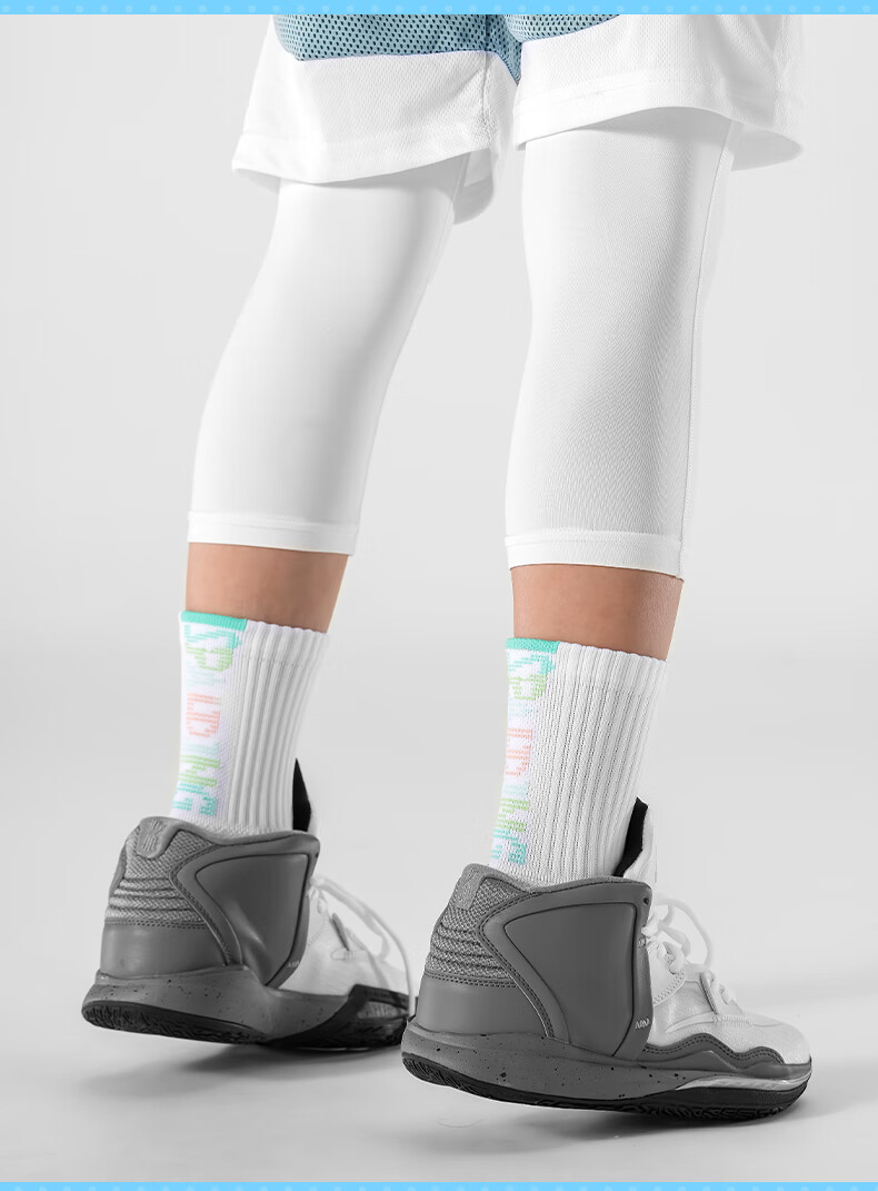 SPALDING Beam Pro Kids Basketball Socks Men's Youth Long Tube Professional Towel Bottom High Top Sports Socks Beige Blue Size S 19