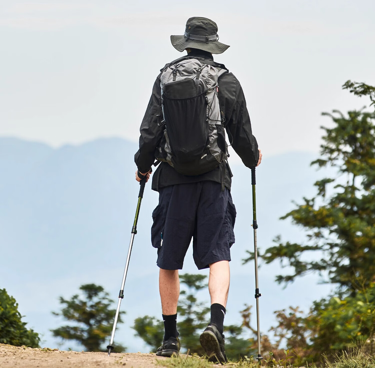 Primitive Outdoor Lightweight Folding Trekking Pole Adjustable Hiking Stick for Kids Professional Telescopic Women's Walking Staff 3