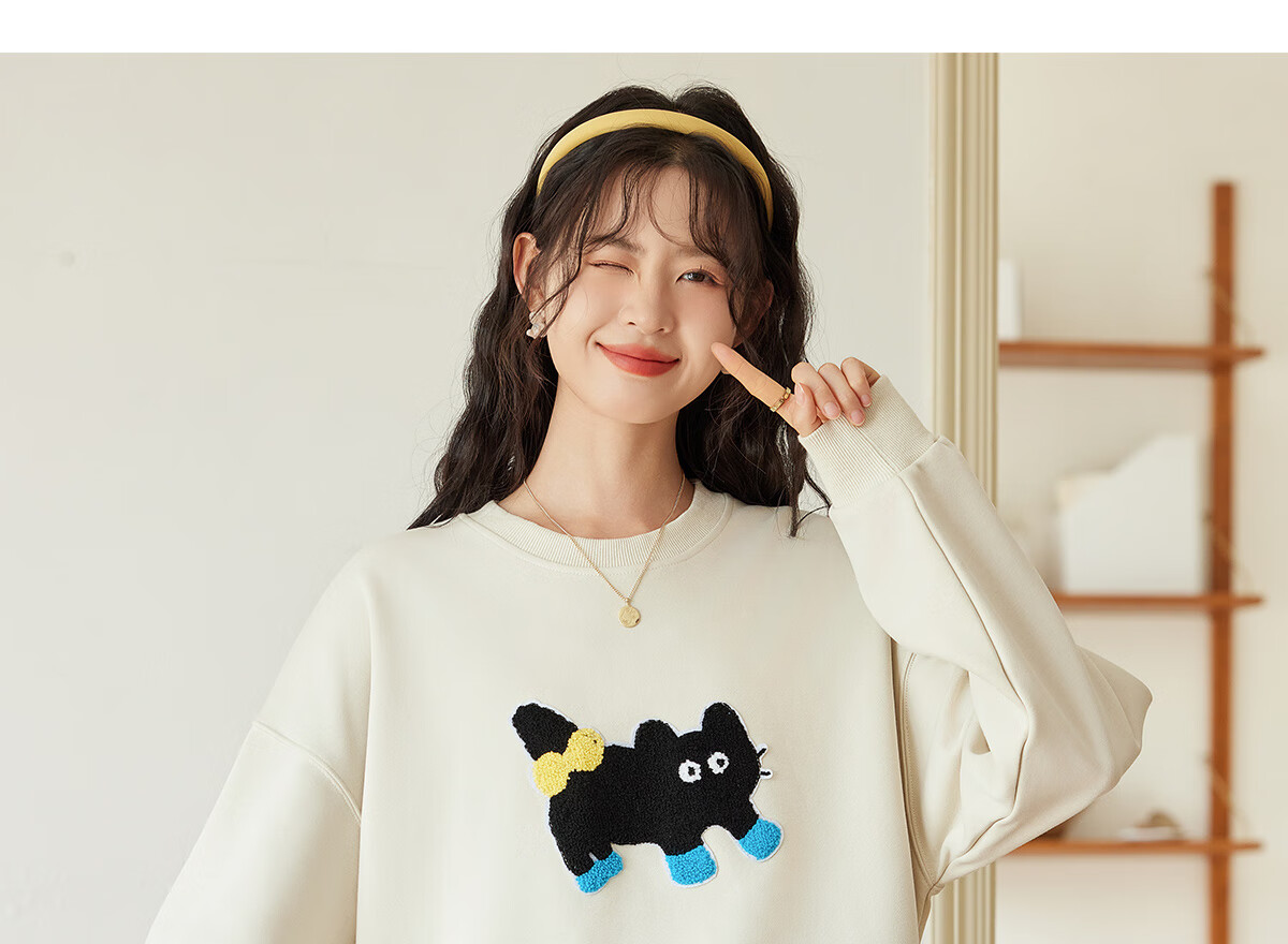 Halo Queen Women's Sweatshirt, Spring And Autumn Round Neck, Letter Print, Fashionable Versatile Comfortable Casual Pullover Top, New Product H143W1028 33