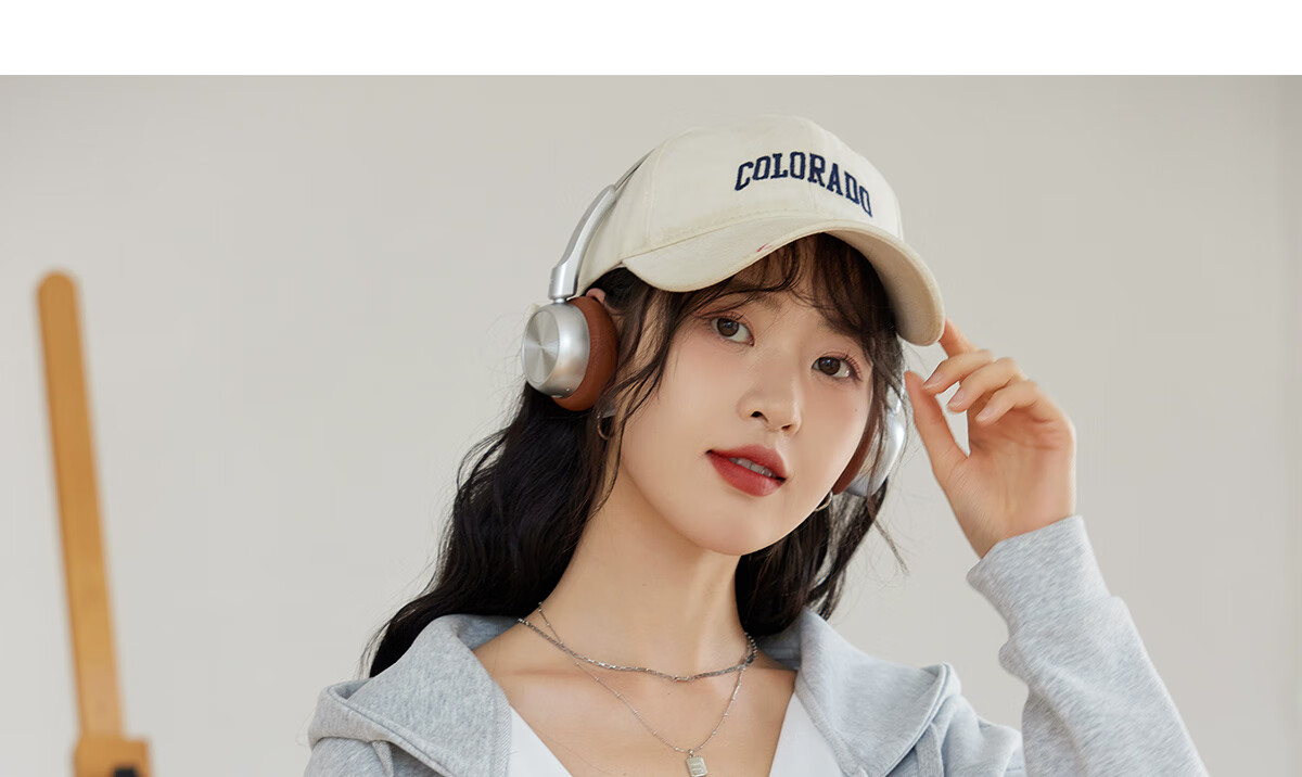 Halo Queen Hoodie Jacket for Women, Spring And Autumn, with Hood And Zipper Pockets, Loose-Fitting Fashion Casual Outerwear, New Product H143W1010 35