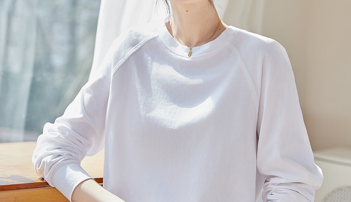 PinCai Long-Sleeve T-Shirt for Women, Classic Loose-Fit Base Layer, Stylish Niche Top for Inner Wear P12KE1855 21