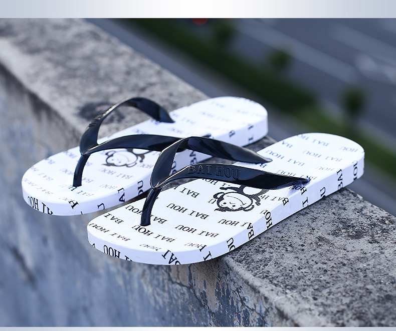 BAIHOU Men's Flip-Flops, All-Season Outdoor Cartoon Black And White Printed Beach Sandals, R-17 White, Size 42-43 6