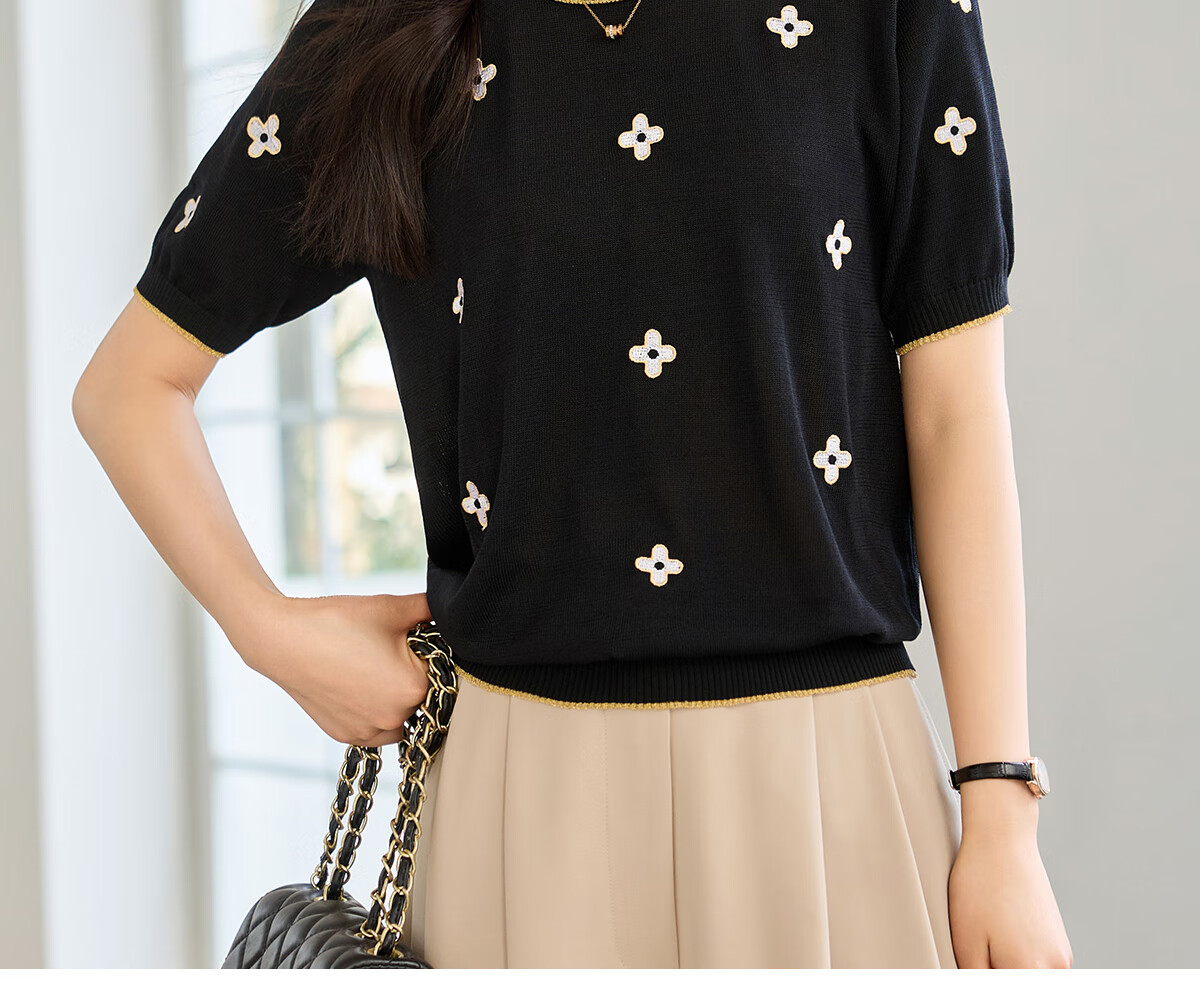 She Enjoy Short Sleeve T-Shirt Women Round Neck Lucky Clover Embroidered Casual Versatile Knit Tee T143T1376 7