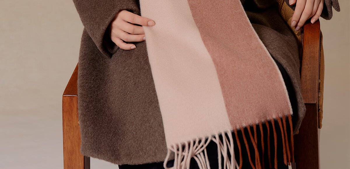 Wanshili Cashmere Scarf, Autumn And Winter Warm Neck Warmer, Fashionable Shawl for Men And Women, Gift for New Year And Holiday Season, Gift Box - Fenghua Ji 28