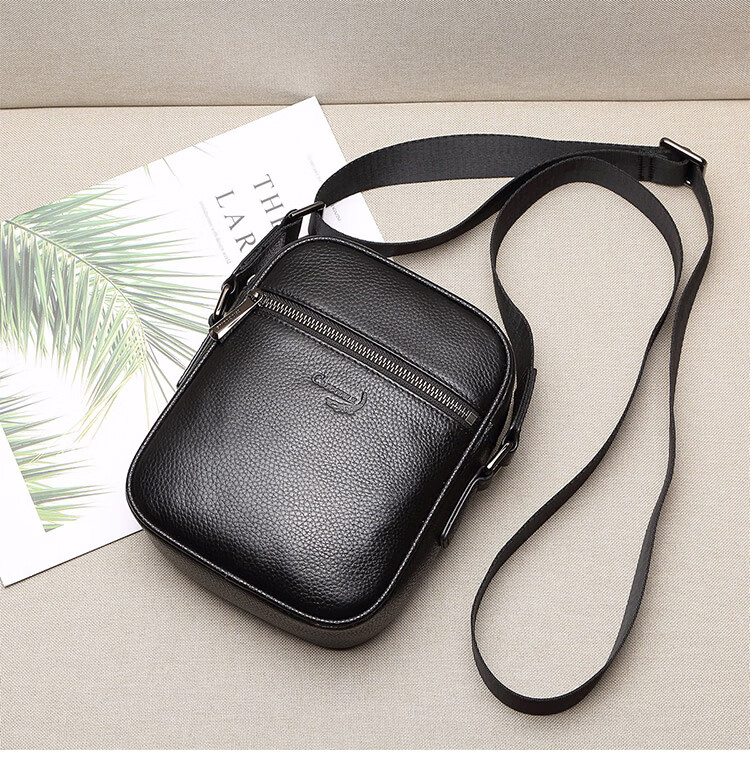 CROCODILE Trendy Fashion Shoulder Bag for Men, Top-Grain Leather Casual Simple Crossbody Bag 12932 Gift for Boyfriend 3