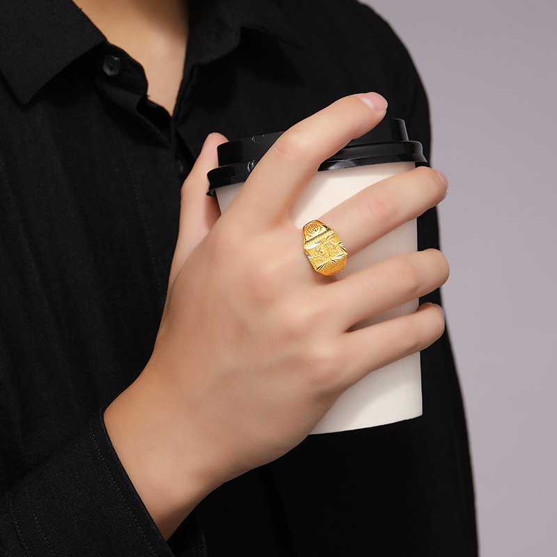 潮宏基 chj jewellery 龙纹 足金黄金戒指男款 计价 srg30005040 约