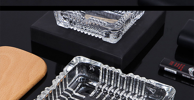 Jidukongjian Glass Ashtray, High-End Office Ashtray, Desktop Ornament, Birthday Gift for Dad, Square Shape 24
