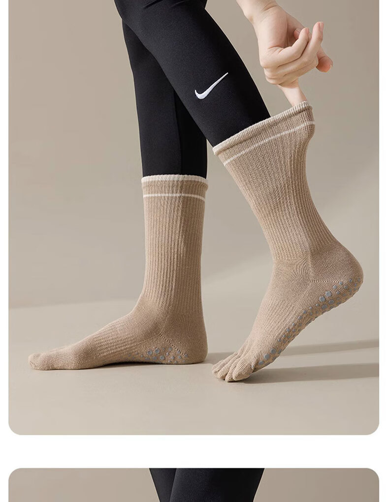 XUEXIMAN Yoga Compression Sports Socks for Women, Mid-Calf Fitness Socks, Professional Running Jump Rope Long Compression Socks, Yoga Calf Socks 28