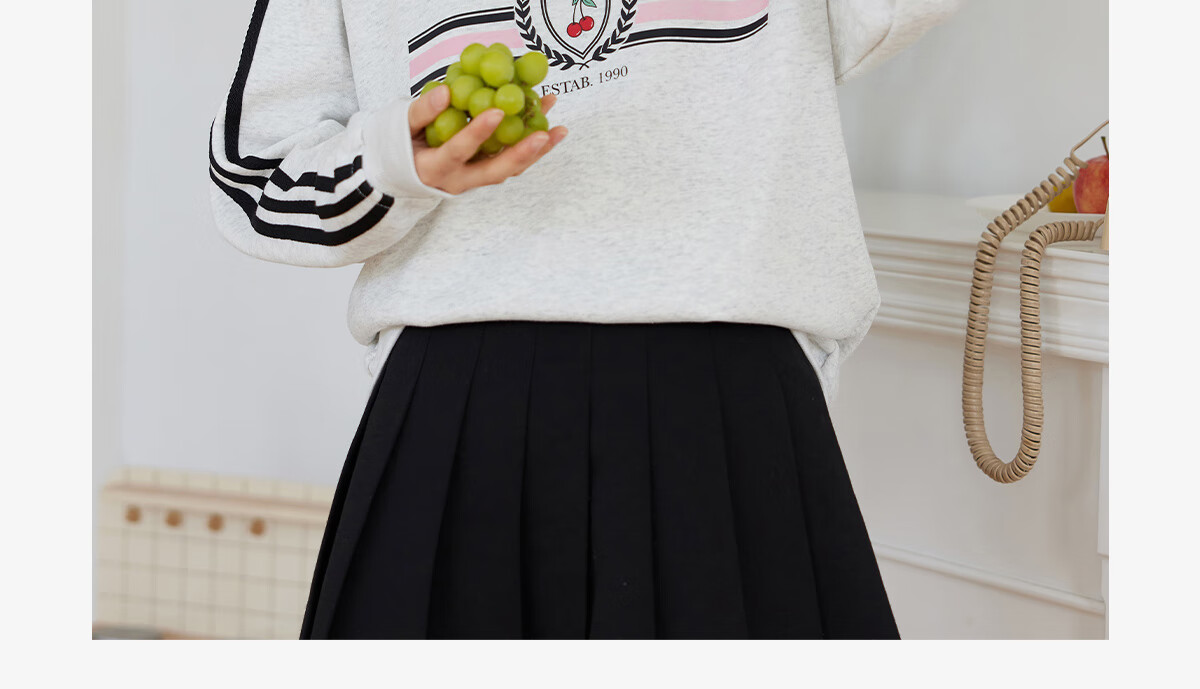 Halo Queen Women's Sweatshirt, Round Neck, Striped, Fashionable New Year Red, Casual Style, Loose-Fitting Top Jacket H143W1017 12