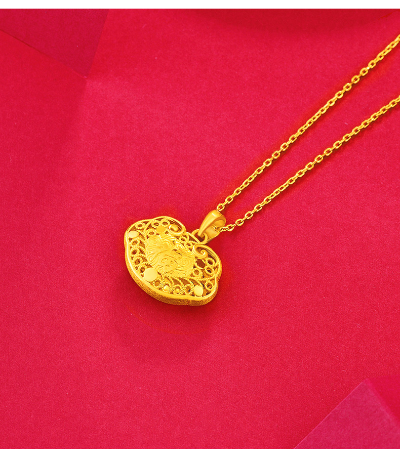 萃华金店黄金吊坠锦鲤足金挂坠女约652克