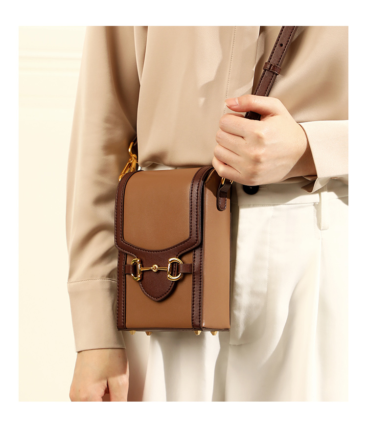 意大利袋鼠(lalpina) 手机包女牛皮时尚盒子包简约斜跨包优雅女士