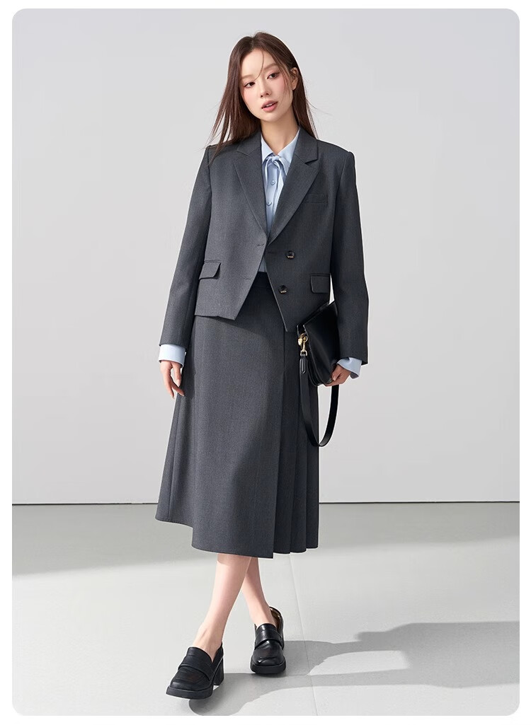 Bodexiaojie Beige Interview Suit Jacket for Women, Professional Commute Formal Wear, Lightweight Office Suit for Petite Figures 24