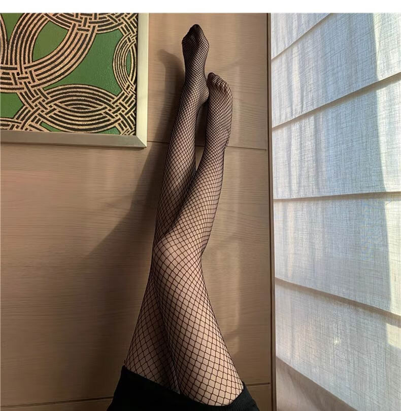 LangSha Black Silk Fishnet Stockings, Spring And Summer Black Silk Stockings for Women, Ultra-Thin Summer Ins Trendy Hollow-Out Tights, Small Mesh Pantyhose 17