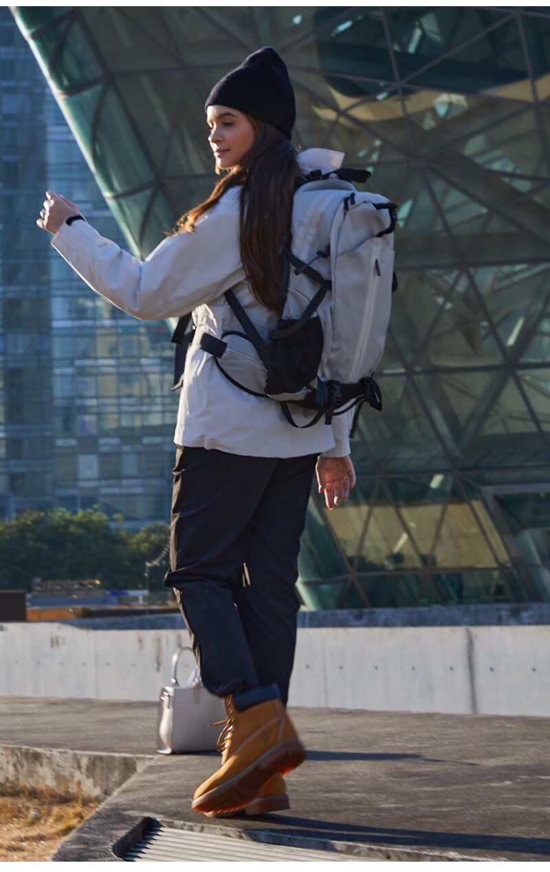 WEWOO Outdoor Hiking Backpack, Lightweight Rucksack, Professional New Model, Large Capacity, Travel Sports Waterproof Nylon, White 26