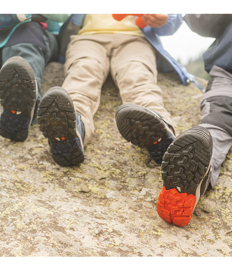 DECATHLON Children's Hiking Shoes, Outdoor Waterproof Trekking Shoes, Sports Shoes, QUJR Gray, Velcro, Size 32, 2999056 12