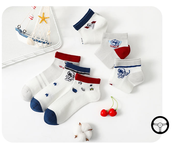 LangSha Children's Socks for Boys, Thin Mesh Cotton Boat Socks for Spring And Summer, Breathable Youth Socks for Older Children, Space Ship Design (6 Pairs), Foot Length 18-20cm, for Ages 5-7, Size 26-31 7