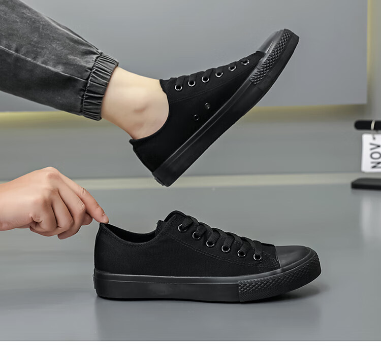 Warrior Canvas Shoes for Men And Women, Simple Versatile Casual Low-Top Student Sneakers WXY167 Black Size 42 1