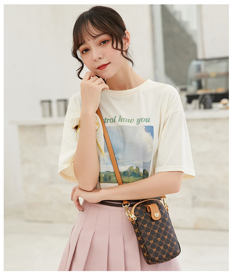 Bear Affection Women's Fashion Versatile Crossbody Bag 6.5-Inch Phone Shoulder Bag Trendy Valentine's Day New Year Gift 18
