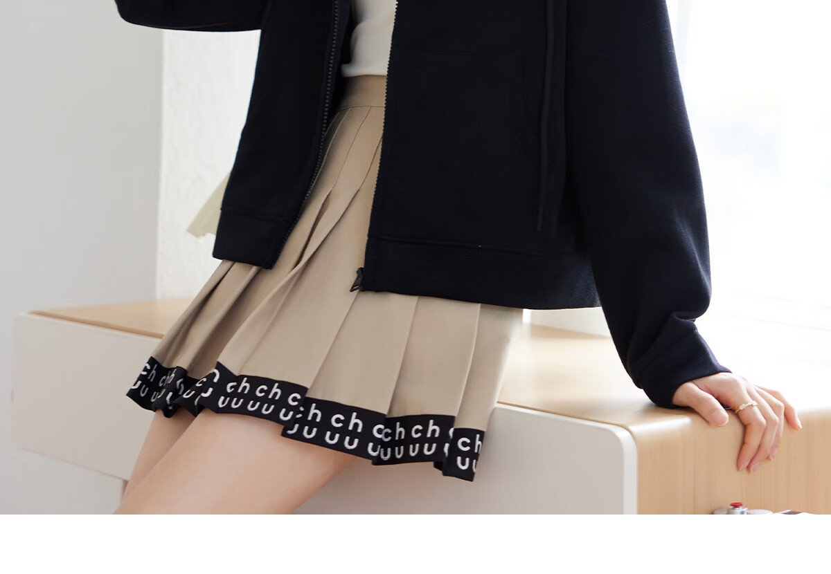 Halo Queen Hoodie Jacket for Women, Spring And Autumn, with Hood And Zipper Pockets, Loose-Fitting Fashion Casual Outerwear, New Product H143W1010 24