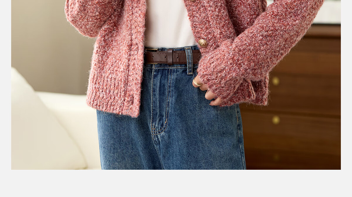 PinCai Women's Knitted Cardigan New Year Battle Robe Little Chanel Style Soft Wool Crew Neck Sweater P144U4016 2