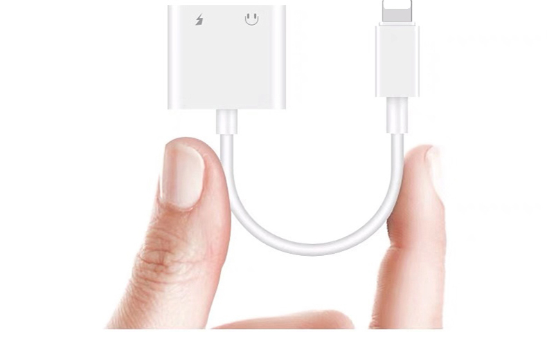 Bkayp Apple Earphone Adapter, Lightning Converter, Compatible with IPhone And IPad, No Interference for Live Streaming, Four-In Plug-And, for Watching Shows And Gaming 4