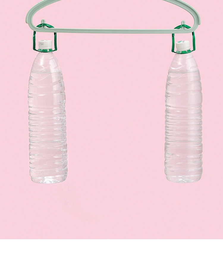CHAHUA Hangers, Wide Shoulder Seamless Non-Slip Drying Rack, Suit Plastic Coat Hanger, Pack of 3 7